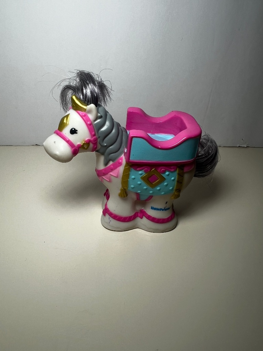 Rare Fisher Price Little People Royal Carriage Horse White Gray Hair Pink Blue